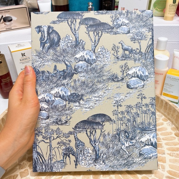 ✨ Dior Notebook & Pencil Set – Brand New ✨ - Picture 6 of 7